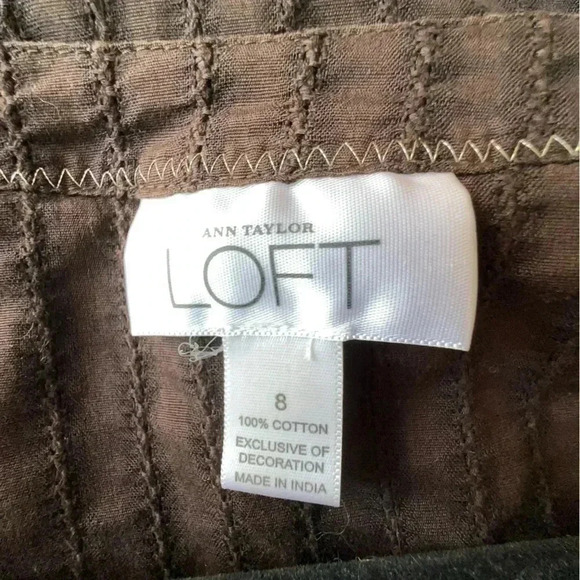 LOFT | NWOT | PLEATED BUTTON FRONT BOHO BROWN TOP | SIZE: 8 - Picture 8 of 8